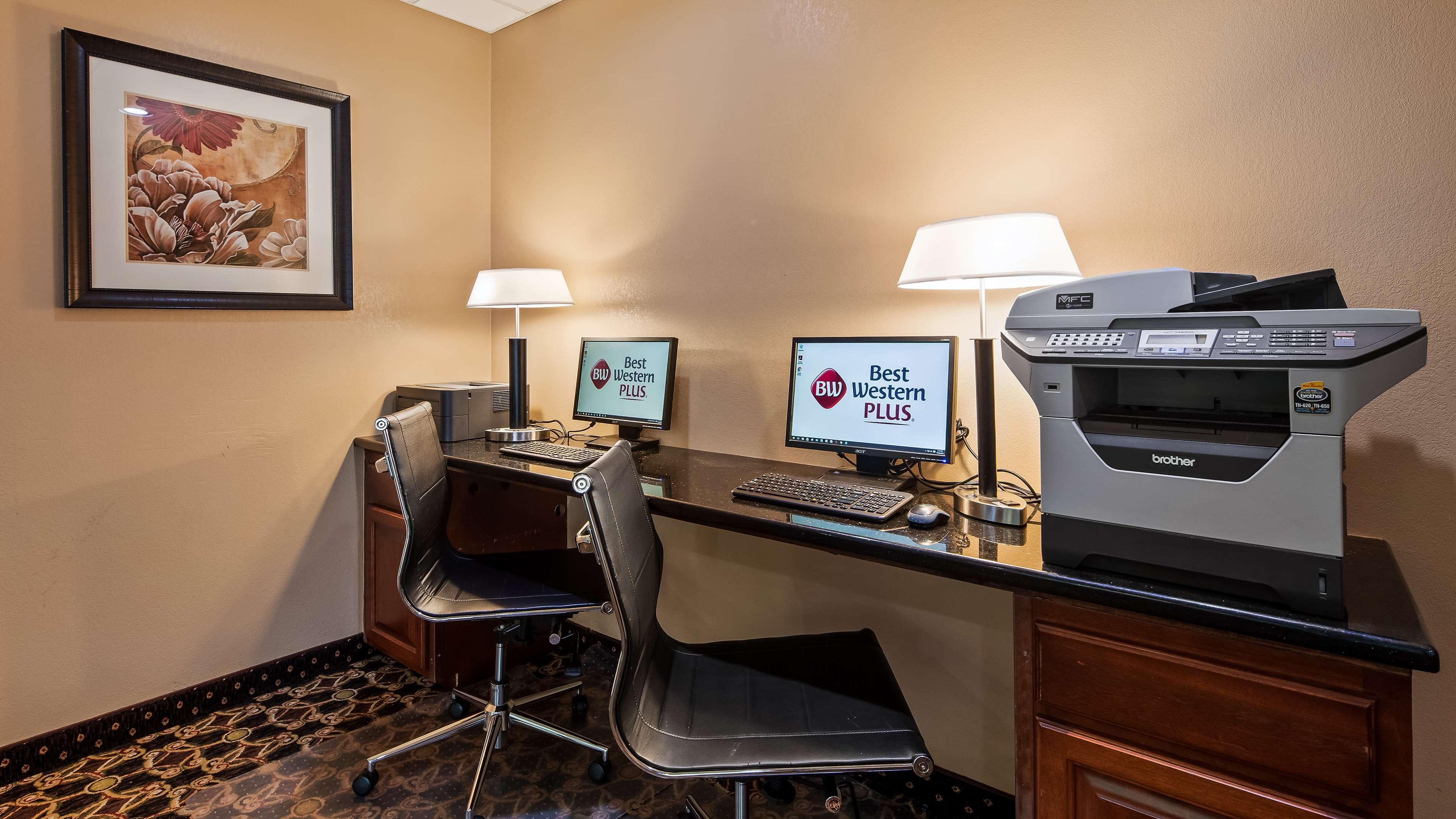 Best Western Plus Kansas City Airport - Kci East Extérieur photo