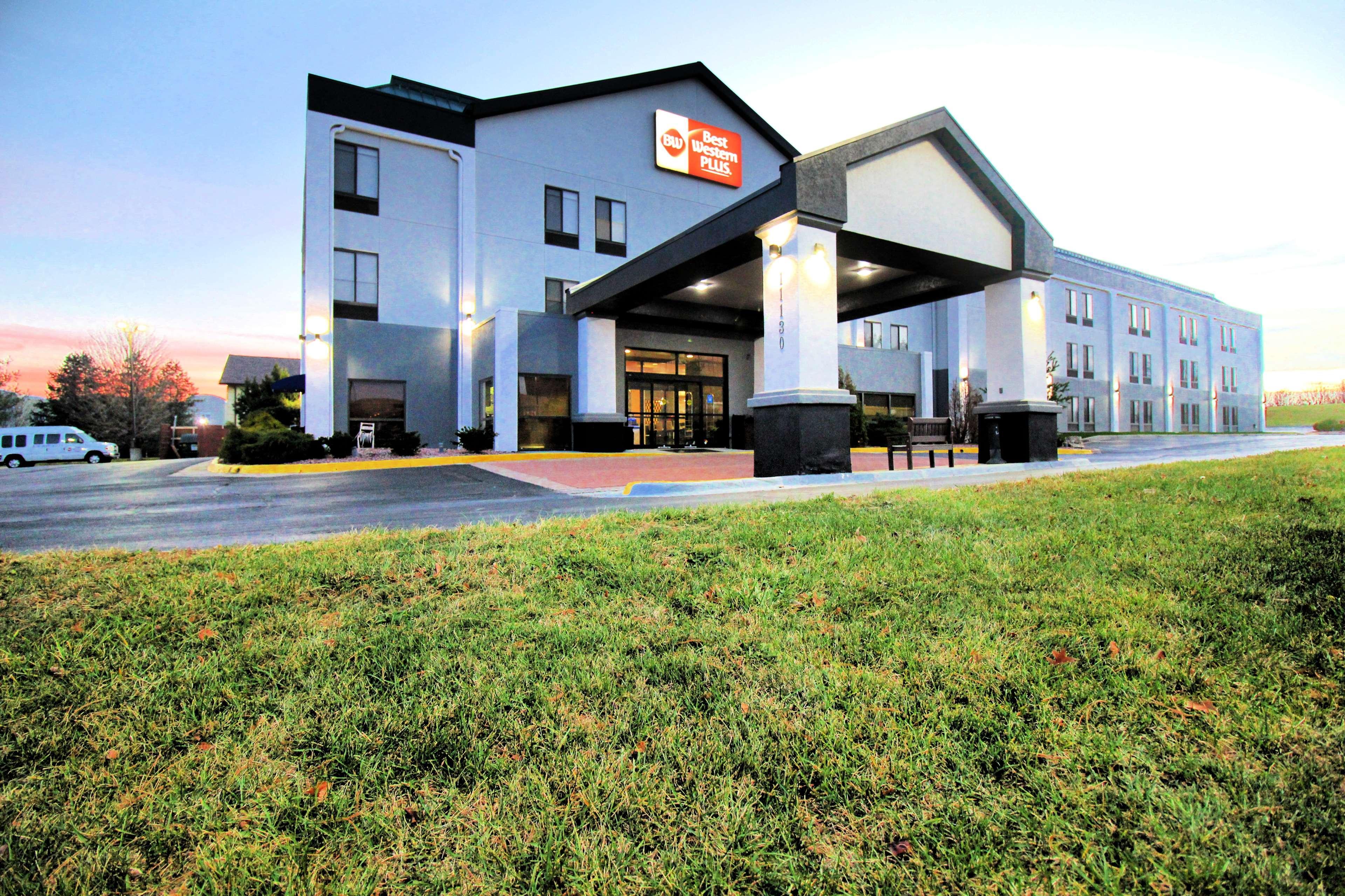 Best Western Plus Kansas City Airport - Kci East Extérieur photo
