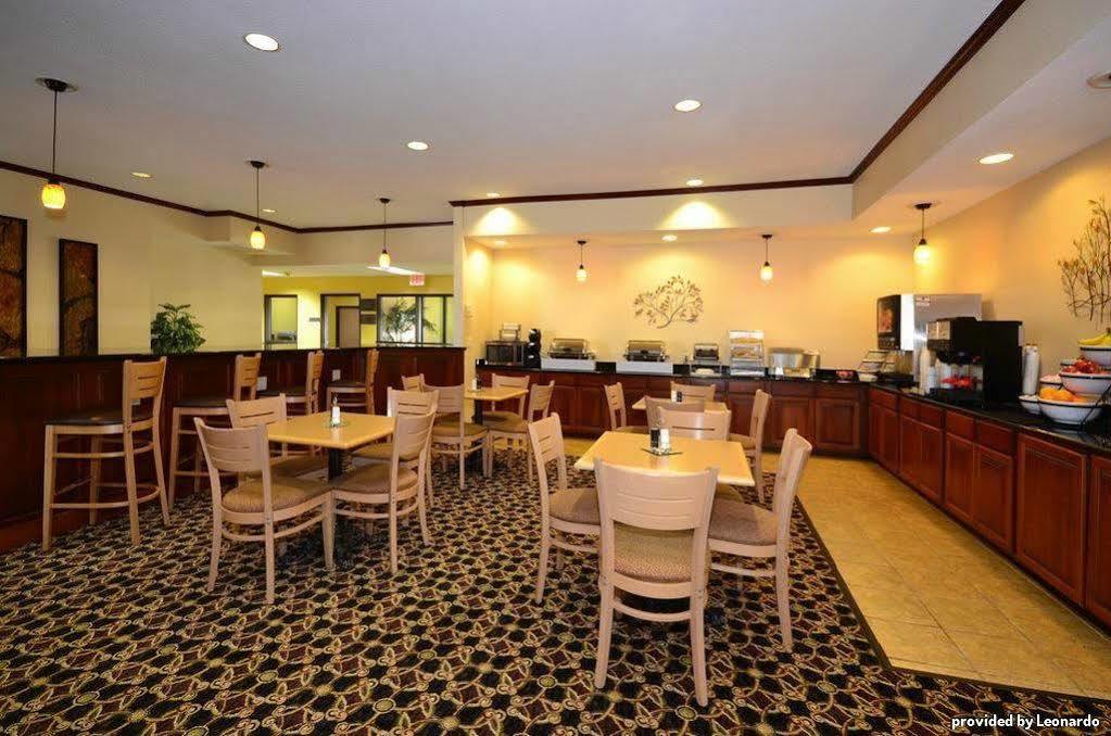 Best Western Plus Kansas City Airport - Kci East Extérieur photo