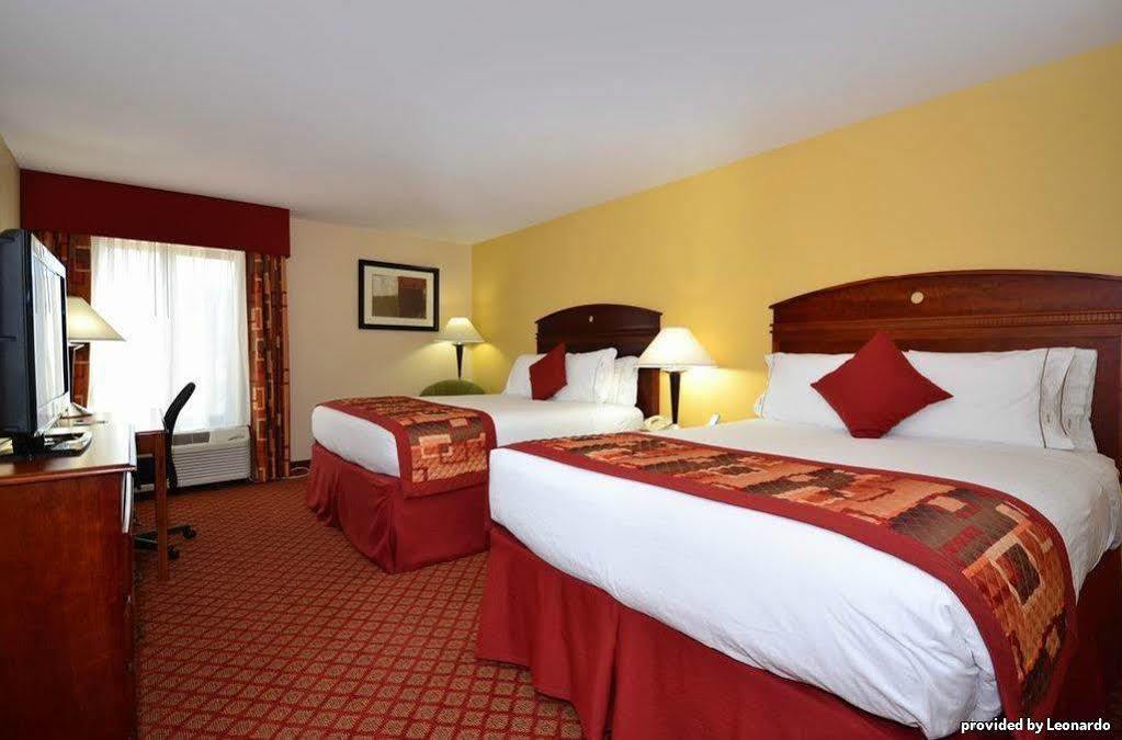 Best Western Plus Kansas City Airport - Kci East Extérieur photo