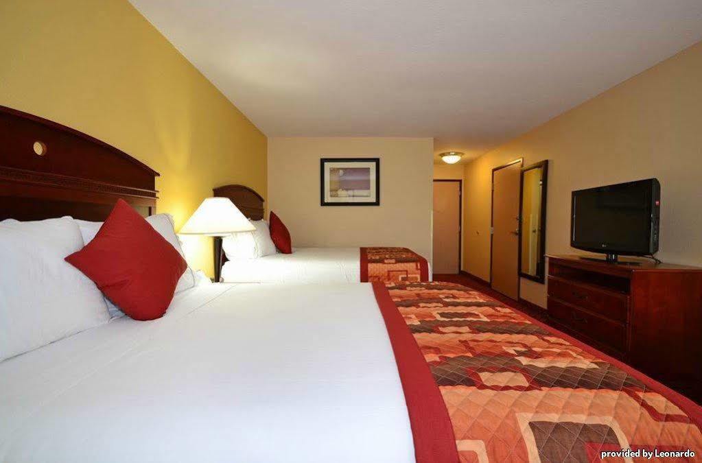Best Western Plus Kansas City Airport - Kci East Extérieur photo